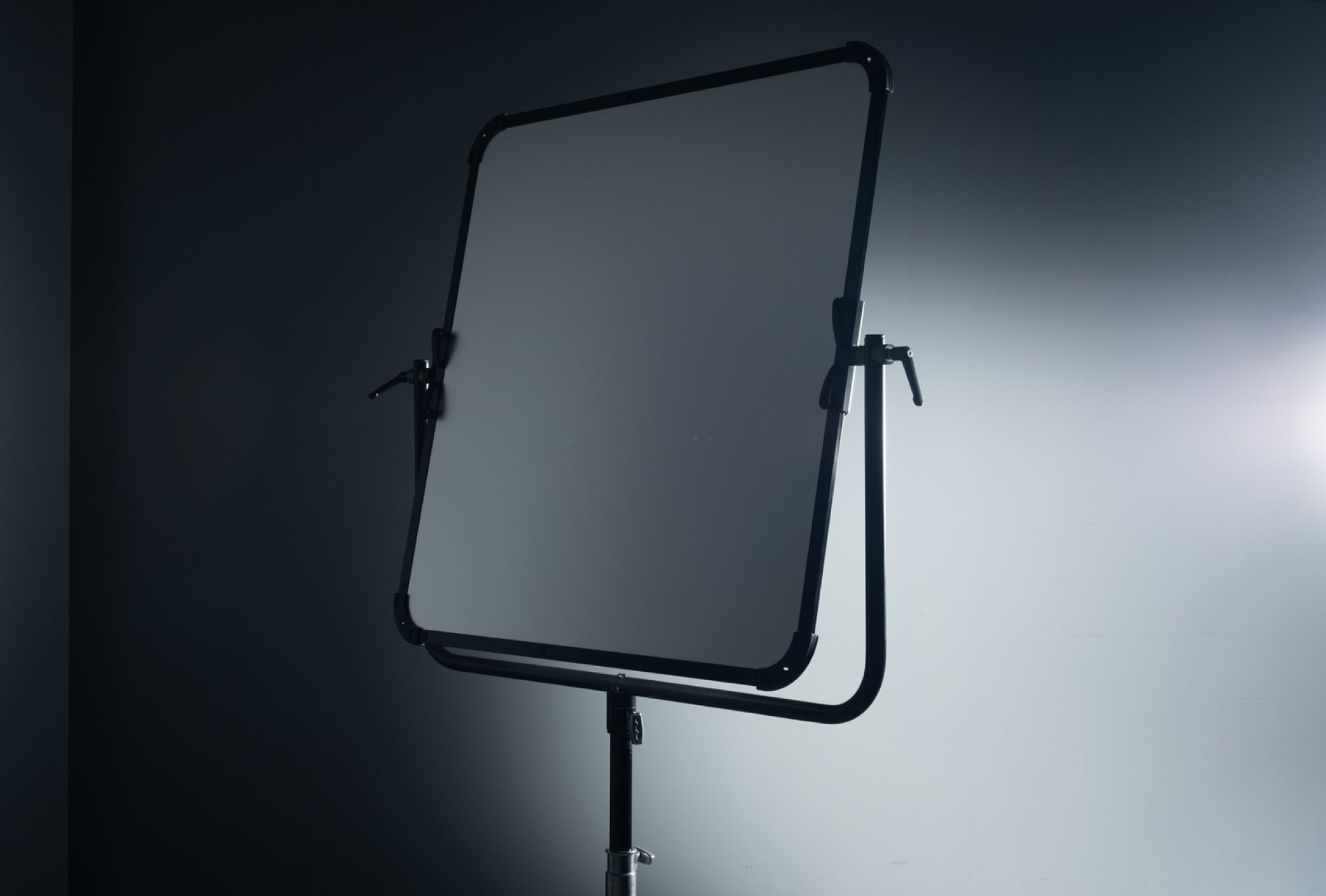 C0400042-03_Lightbridge-CRLS-precision-lighting-reflector_C-100-Frame-(Gen2)+ProtectionPad3.0 10